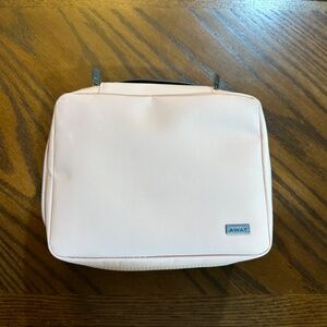 AWAY Travel The Cosmetics Bag